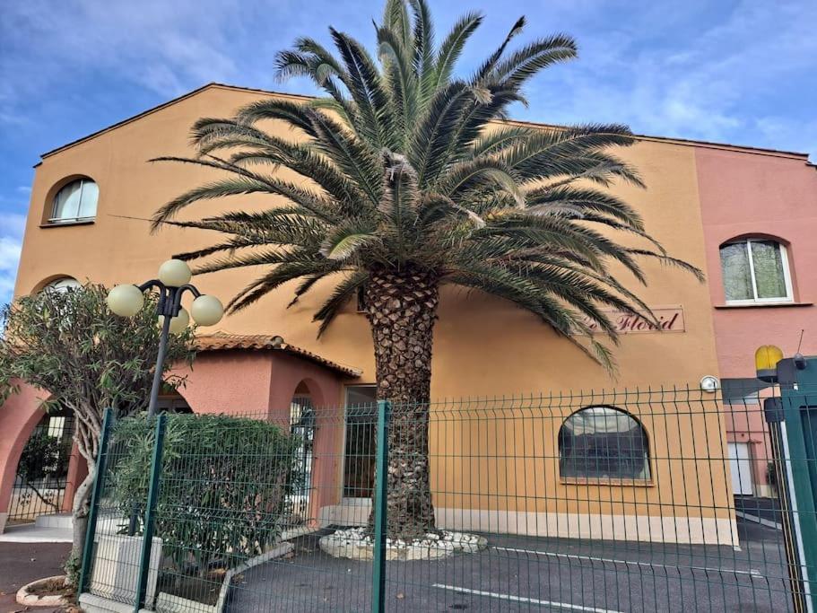 Le Florid Cap D'agde, T2 , 4 Pers, 200m Plage, Terrasse Apartment Agde